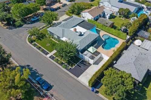 5010 Randlett Dr, La Mesa, CA 91942-9515