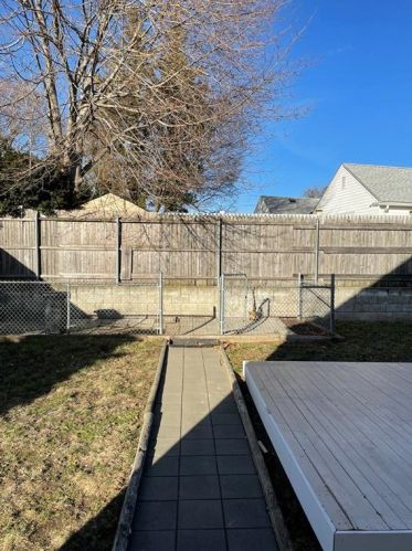 11 La Salle Dr, Providence RI  02908-2208 exterior