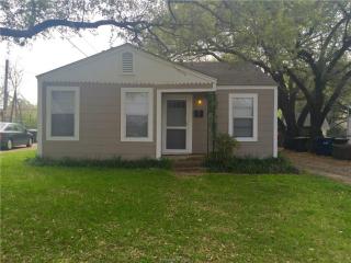 104 Gilchrist Ave, College Station TX  77840-2410 exterior