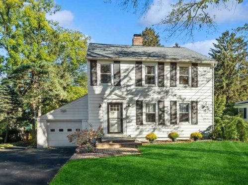 44 Durocher Ter, Poughkeepsie, NY 12603-6407