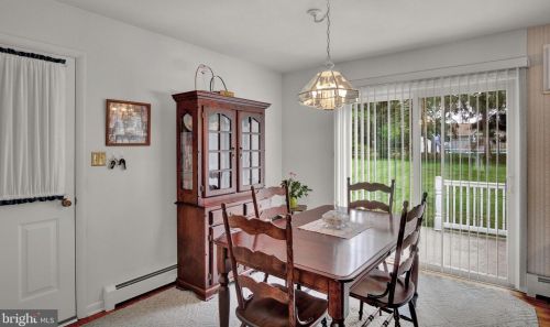 618 Grandview Ave, Camp Hill PA  17011-1816 exterior