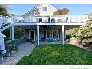 193 Middlesex Ave, Chester, CT 06412-1221