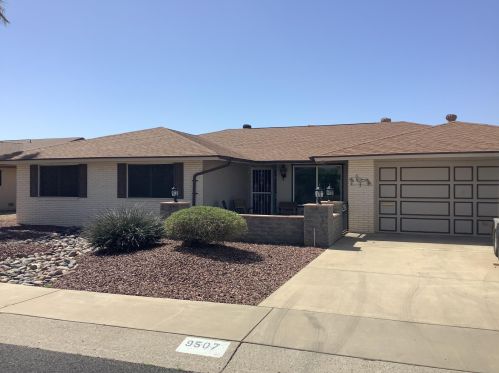 9507 Brokenstone Dr, Sun City, AZ 85351-2417