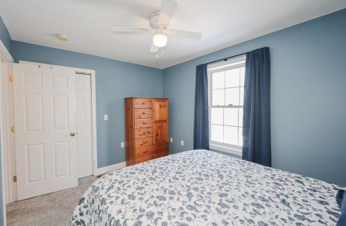 39 Bradford Cir, Hillsboro NH  03244-4864 exterior