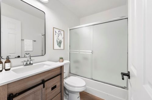 8273 Santiago Cir, Riverside CA  92509-7113 exterior