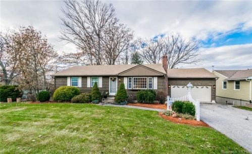17 Blue Meadow Rd, Bristol, CT 06010-2428