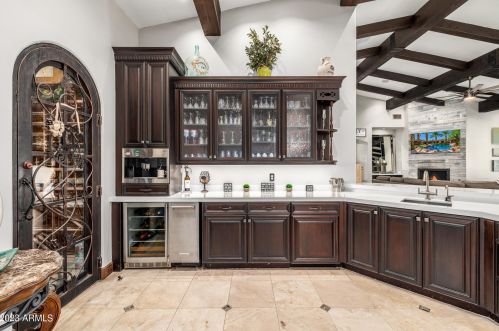 6024 Sunnyside Dr, Scottsdale AZ 85260-5724 exterior