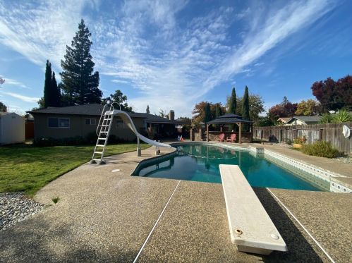 1609 Marty Ct, Modesto CA  95350-0514 exterior
