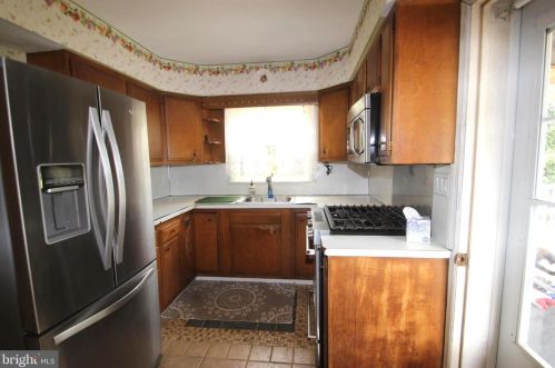 373 Concord Rd, Glen Mills PA  19342-1403 exterior