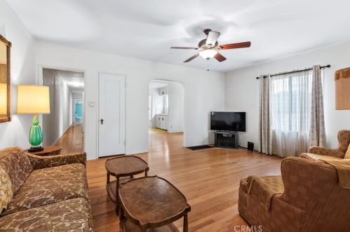 1427 Garfield Ave, Glendale CA 91205-3813 exterior