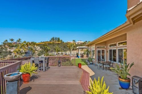 550 Old Stagecoach Run, Alpine CA  91901-1478 exterior