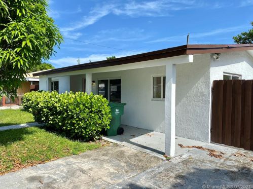 6518 23rd St, Hollywood, FL 33023-2820