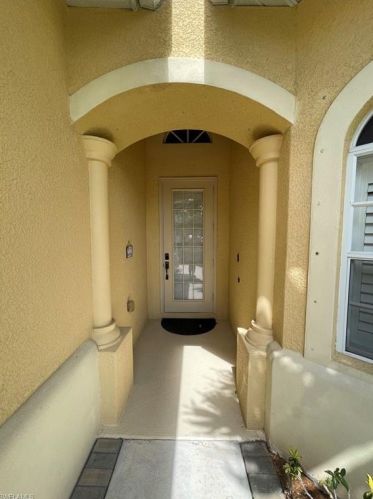 6051 Shallows Way, Naples, FL 34109-0762