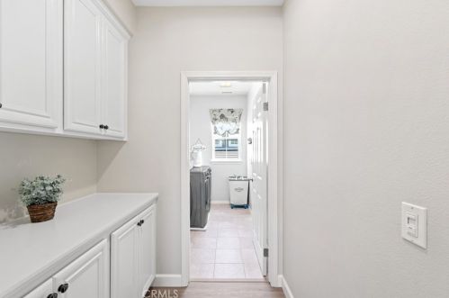 45730 Shasta Ln, Temecula CA  92592-1383 exterior