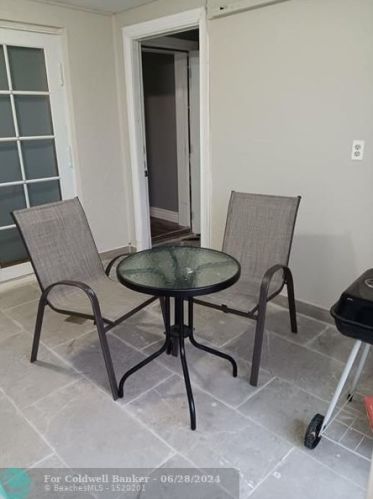 516 4 Ter, Cape Coral FL  33909-0020 exterior