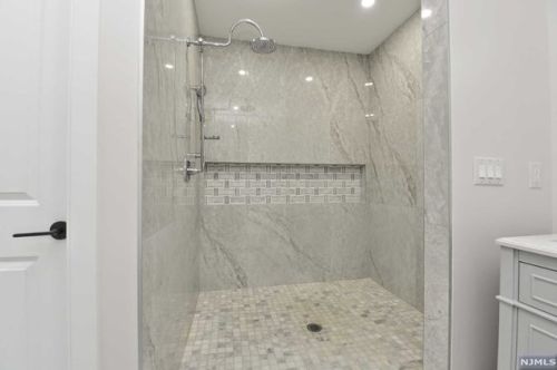 159 Irving St, Ridgewood NJ 07450-3319 exterior