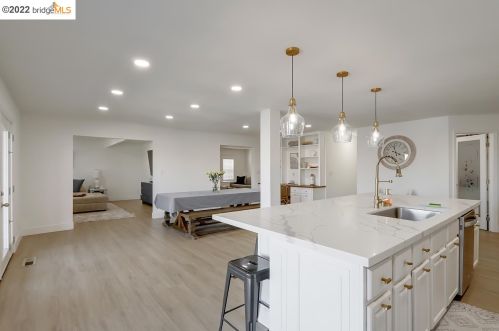 5067 Cabrillo Pt, Discovery Bay CA  94505-9483 exterior