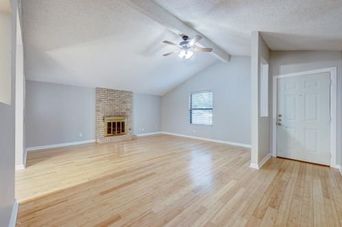 6300 Capriola Dr, Austin TX  78745-3716 exterior