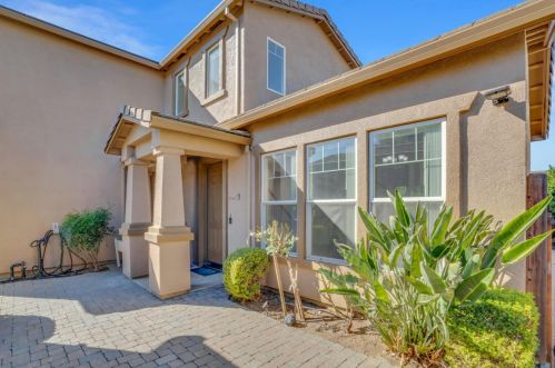 437 Creekside Dr, Grayson CA  95363-8834 exterior