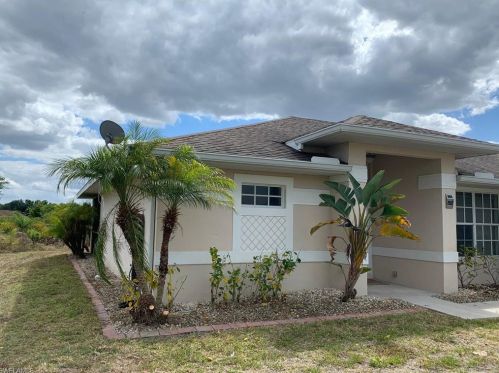 2517 57th St, Lehigh Acres, FL 33976-4846