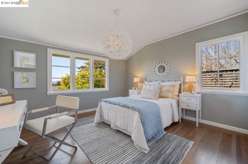 303 Hillside Ave, Oakland CA  94611-4013 exterior