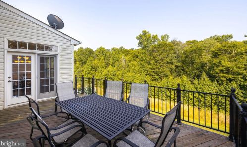 181 Bobwhite Ct, Gordonsville VA  22942-6985 exterior