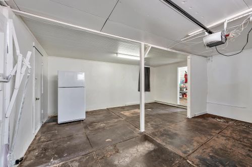 2031 103rd Ave, Oakland CA  94603-3325 exterior
