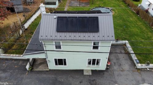 230 Grand Ave, Porter, PA 17980-1124