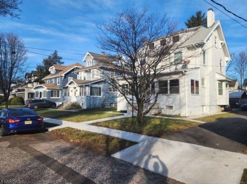 17 Beechwood Pl, Industrial Hillside, NJ 07205-2809