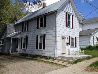 913 Rush Ave, Bellefontaine, OH 43311-2334