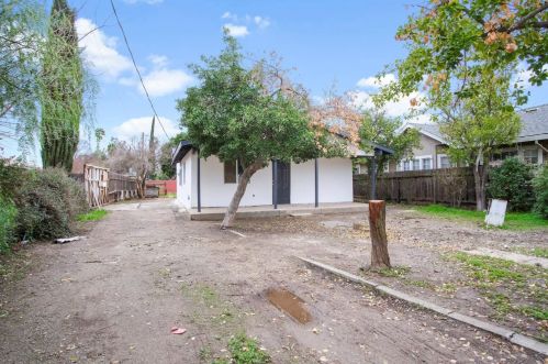 13275 Marshall St, Le Grand CA  95333-9762 exterior