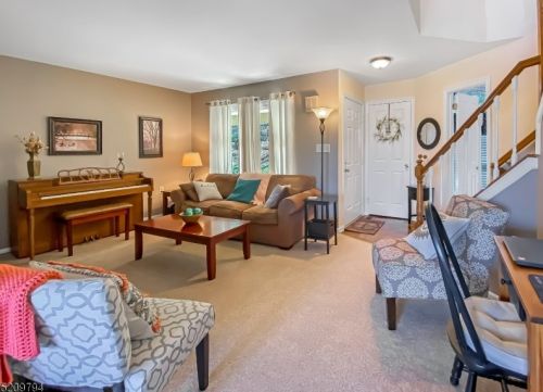 13 Mourning Dove Ct, Hackettstown NJ  07840-3211 exterior