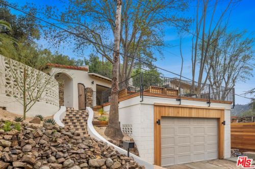 328 Poquito Ln, Topanga CA  90290-3547 exterior