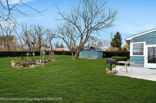 1703 Maxwell Dr, Belmar NJ  07719-3851 exterior