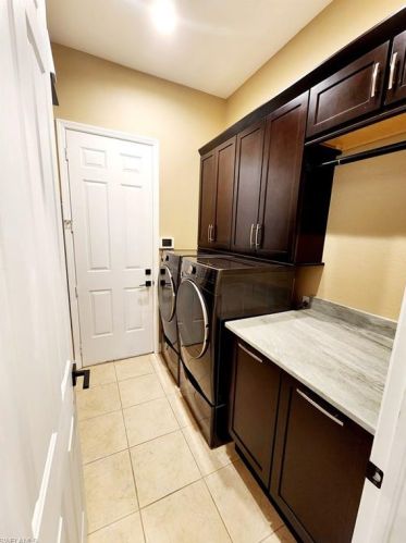 2209 Vardin Pl, Naples FL  34120-0511 exterior