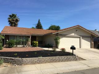 1328 Stonebridge Way, Roseville, CA 95661-5458