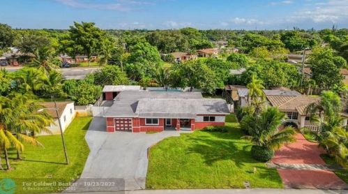 6517 26th Ct, Hollywood, FL 33023-3810