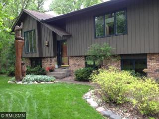 3440 Larchwood Dr, Hopkins MN  55345-1126 exterior