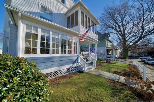 9 Fairview St, New Britain, CT 06051-2705