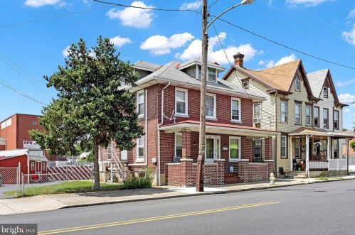 629 7th St, Lebanon, PA 17046-3514