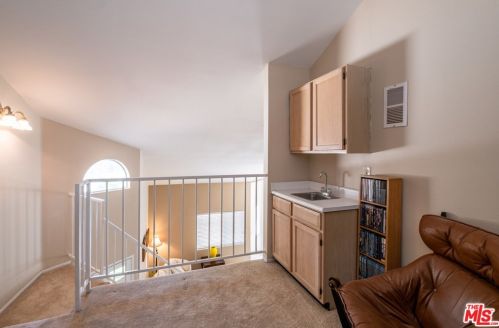 19841 Sandpiper Pl, Santa Clarita CA  91321-1399 exterior