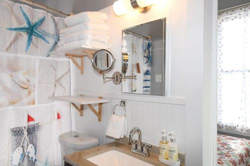 811 10 St, Galveston TX 77550-5118 exterior