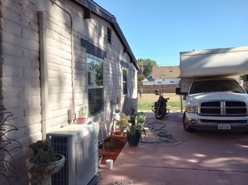 1002 Magnolia Ave, Beaumont CA  92223-1837 exterior