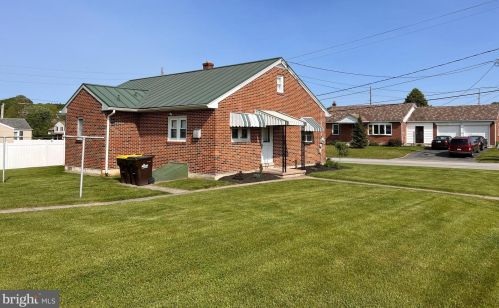 281 Gernants Church Rd, Dauberville PA  19533-8610 exterior