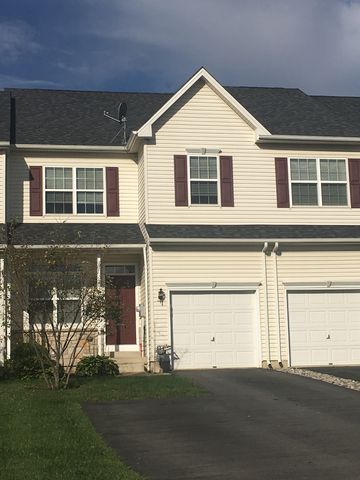 1014 King Way, Breinigsville, PA 18031-1481