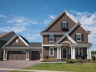 5465 Orchid Ln, Minneapolis, MN 55446-3790