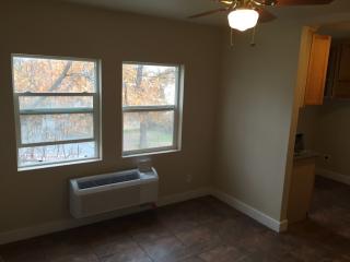 319 Main St, Roseville CA  95678-2256 exterior