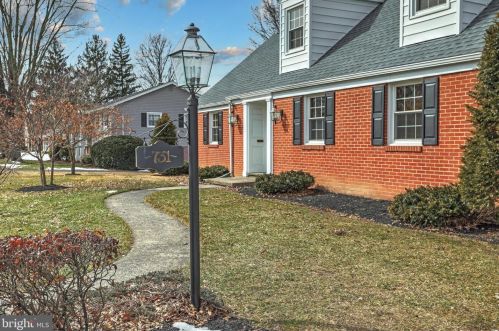 731 Fairview Ave, Gettysburg PA  17325-2704 exterior