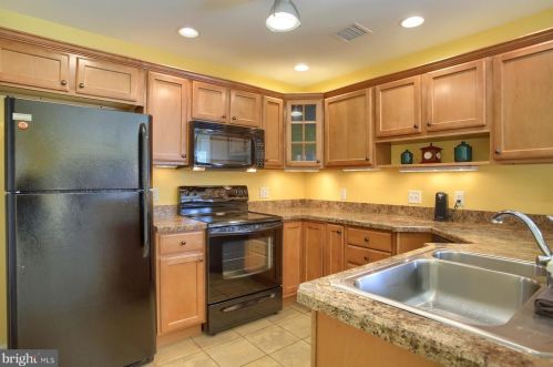 46 Burwick Dr, Navy Sup Dpt PA 17050-7998 exterior