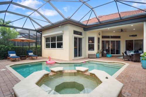 6501 Caldecott Dr, Naples FL  34113-3196 exterior